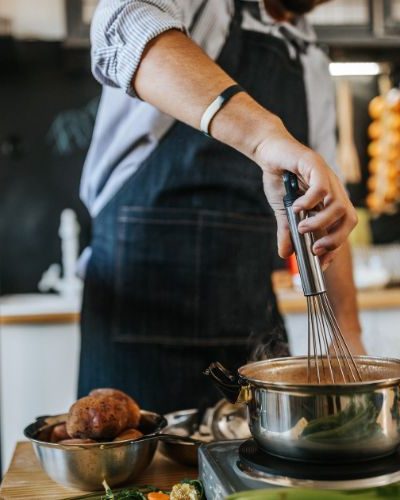 Cucinare con gli Accessori Giusti